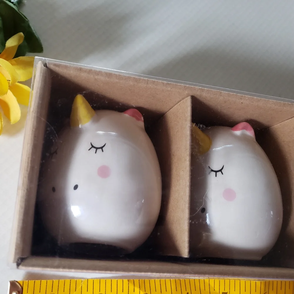 Just In: Brand New CUTE Porcelain Unicorn 🦄  Salt and Pepper Shakers